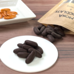 柿チョコページ② Amazon.co.jp: 亀田製菓 亀田の柿の種 辛旨ホットチリ 164g ×2袋